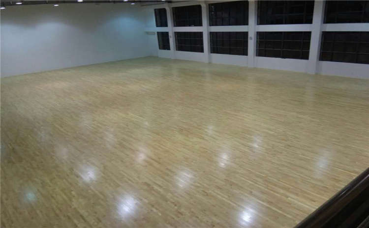 硬木企口籃球館木地板怎么維修?