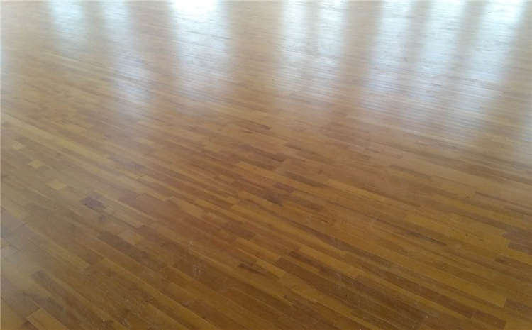 學?；@球實木運動地板一般多少錢