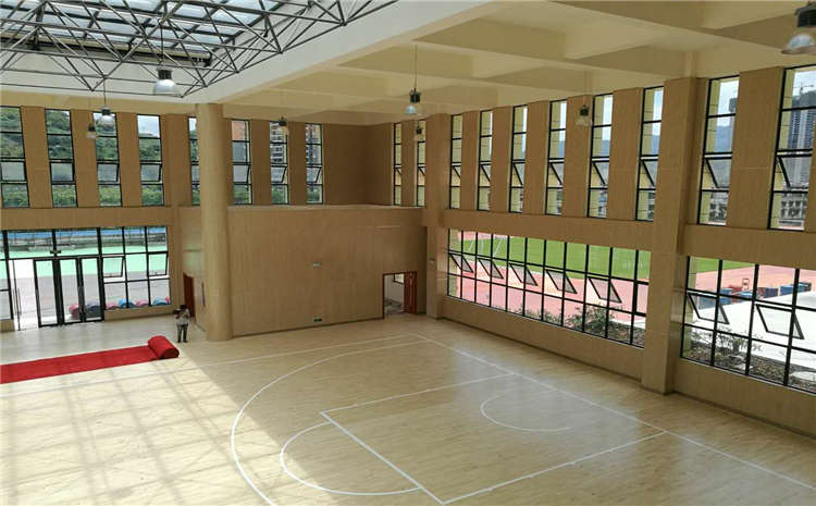 鑸炲彴鏈ㄥ湴鏉?/></p>
<P>1銆佹箍鑳€鍙樺艦錛氳垶鍙版湪鍦版澘鐢變簬浣跨敤涓嶅綋浣挎湪鍦版澘娉℃按鏃墮棿榪囦箙錛屾湪鍦版澘鍙戠敓婀胯儉鍙樺艦錛屽洜婀挎定灝哄鍙樺ぇ鏃犲浼稿紶錛屽彧鑳芥嫳璧?榪炵畫闃撮洦澶╂皵錛岀┖姘斾腑鐩稿婀垮害鍋忛珮錛屾湭閲囧彇鎺掓箍鎺柦錛岀┖姘斾腑姘村垎琚湪鍦版澘鍚告敹鍚庡惛婀胯啫鑳€;鍦洪闀挎湡絀哄叧錛岄€氶涓嶈壇錛岀矇鍒峰眰涓瓑姘村垎钂稿彂鍚庢棤澶勬暎鍙戣鏈ㄥ湴鏉垮惛鏀跺悗鍚告箍鑶ㄨ儉;鍩哄眰娣峰嚌鍦熷惈姘寸巼榪囬珮錛岄槻娼殧紱誨眰鏈皝瀵嗚€屽惛婀胯啫鑳€銆?/P>
<P>2銆佹病鐣欎幾緙╃紳鎴栬€呭お紿勶細(xì)鍦版澘閾鴻鏃訛紝閾哄埌闈犲錛屽簲鐣?鍘樼背鐨勭紳闅欎綔涓轟幾緙╃紳錛岀劧鍚庣敤璐磋剼鏉跨洊浣忥紝鏈夌殑鐢叉柟涓轟簡騫插噣錛屾湪鍦版澘閾鴻鐨勬椂鍊欑浉閭諱箣闂存病鏈夋寜瑕佹眰棰勭暀浼哥緝緙濓紝鎴栬€呰閾鴻宸ヤ漢鎶婄紳灝介噺鐣欏緱緇嗭紝榪欐牱涔熶細(xì)浣胯垶鍙版湪鍦版澘鏃犳硶浼稿睍錛屽彈娼箍絀烘皵鍚庡惛婀胯啫鑳€瀹規(guī)槗鎷辮搗鏉ャ€?/P>
<P>3銆佷幾緙╃紳琚～鍏咃細(xì)鏈夌殑鐢叉柟涓轟簡濂界湅璁╁伐浜哄皢浼哥緝緙濈敤灝忔湪鐗囥€佺煶鑶忋€佽吇瀛愬～瀹烇紝鎴栬€呯敤韙㈣剼綰塊拤姝伙紝浣垮湴鏉挎棤娉曚幾灞曪紝瀵艱嚧鍦版澘璧鋒嫳銆?/P>
<p style=