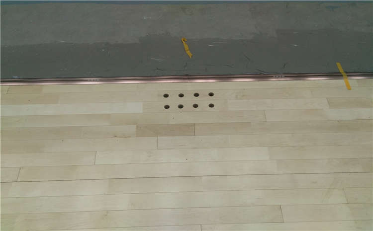 室內(nèi)運動木地板怎么安裝