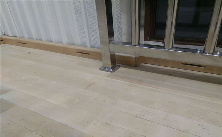 楓木體育木地板保養