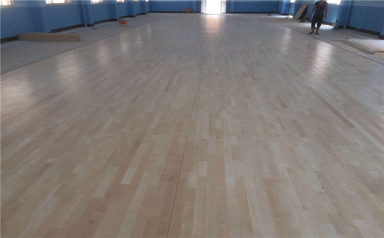 南寧楓木實(shí)木運(yùn)動(dòng)地板哪個(gè)品牌好