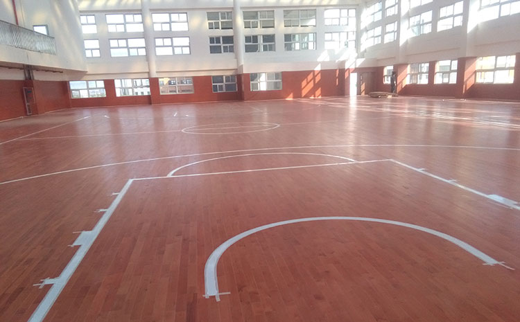柞木舞臺木地板怎么保養？