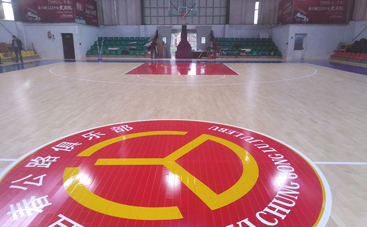 20厚乒乓球館木地板造價