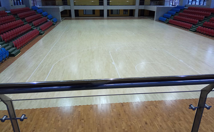 拼裝舞臺實(shí)木地板怎么安裝