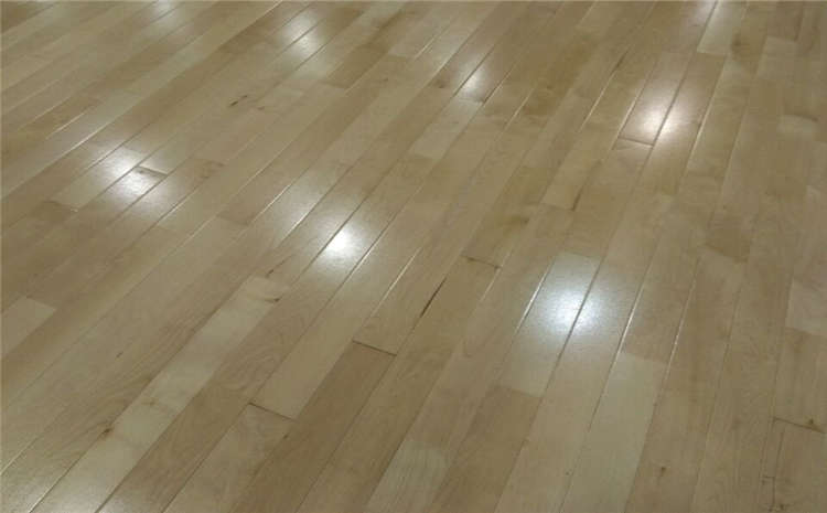 楓樺木籃球場地木地板怎么保養(yǎng)？